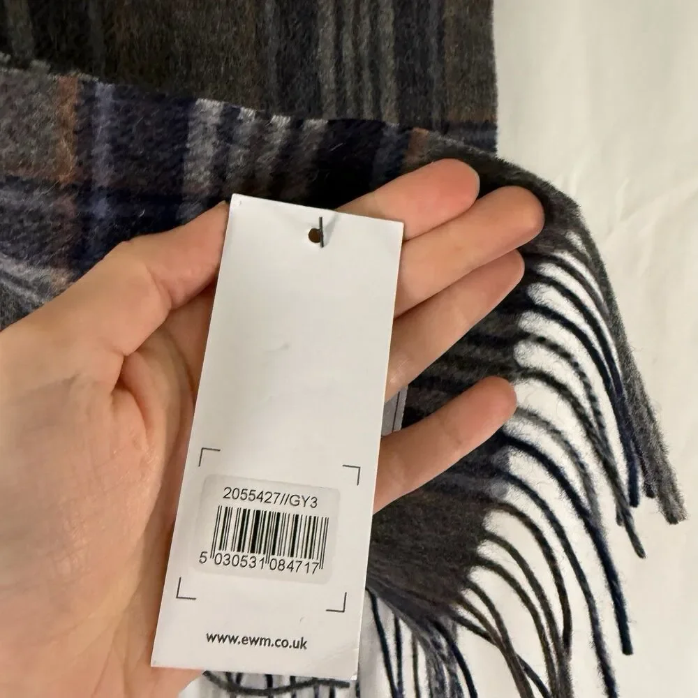 New james Pringle Weavers Pure Wool Scarf Grey Square Tassels 71